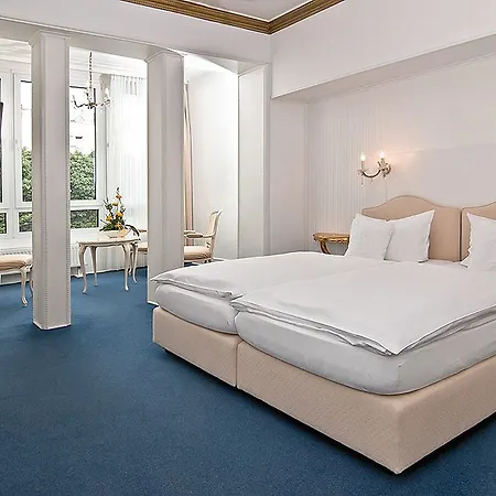 Hotell Brenner 3*