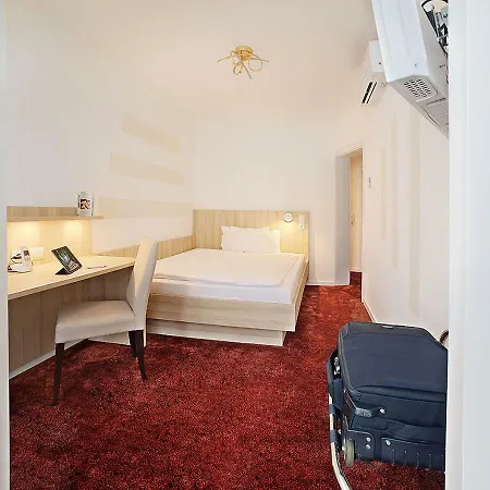 Otel Brenner