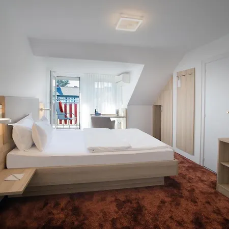 Hotell Brenner 3*